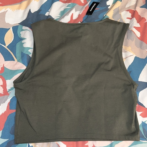 NWT EXPRESS ONE ELEVEN CROP TOP - Picture 2 of 4